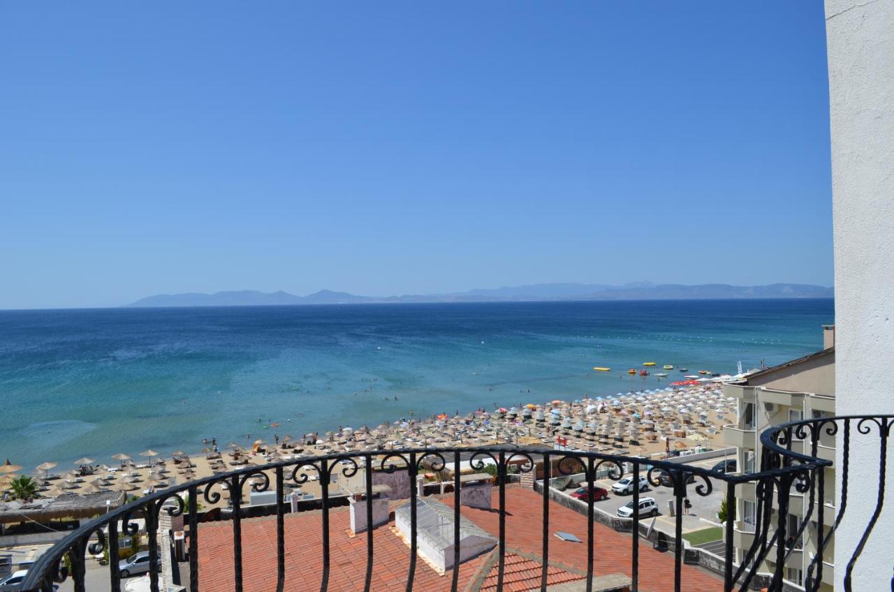 Grand Milano Hotel Ayvalik Exterior photo