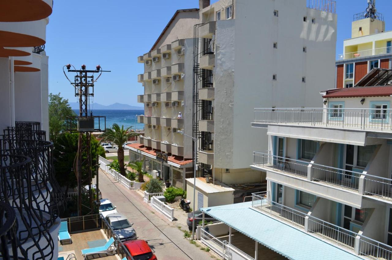 Grand Milano Hotel Ayvalik Exterior photo